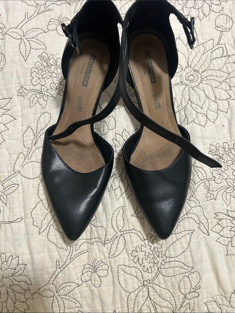 Clarks Black Pointed-Toe Mary Jane Heels with Strap